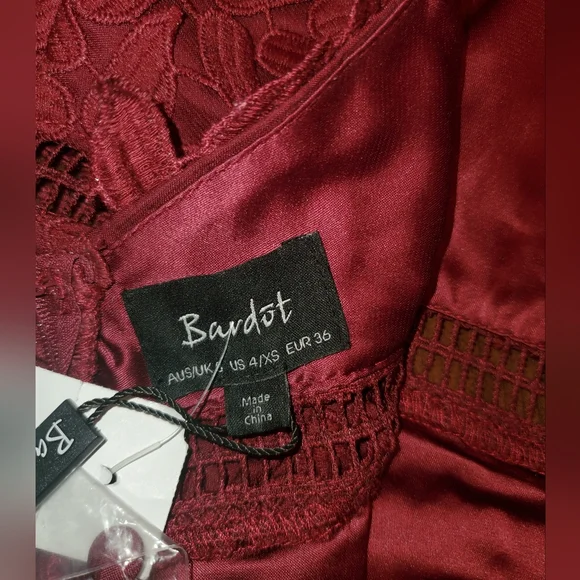 NWT Bardot Burgundy Gemma Halter Lace Dress Size 4 - Picture 8 of 14